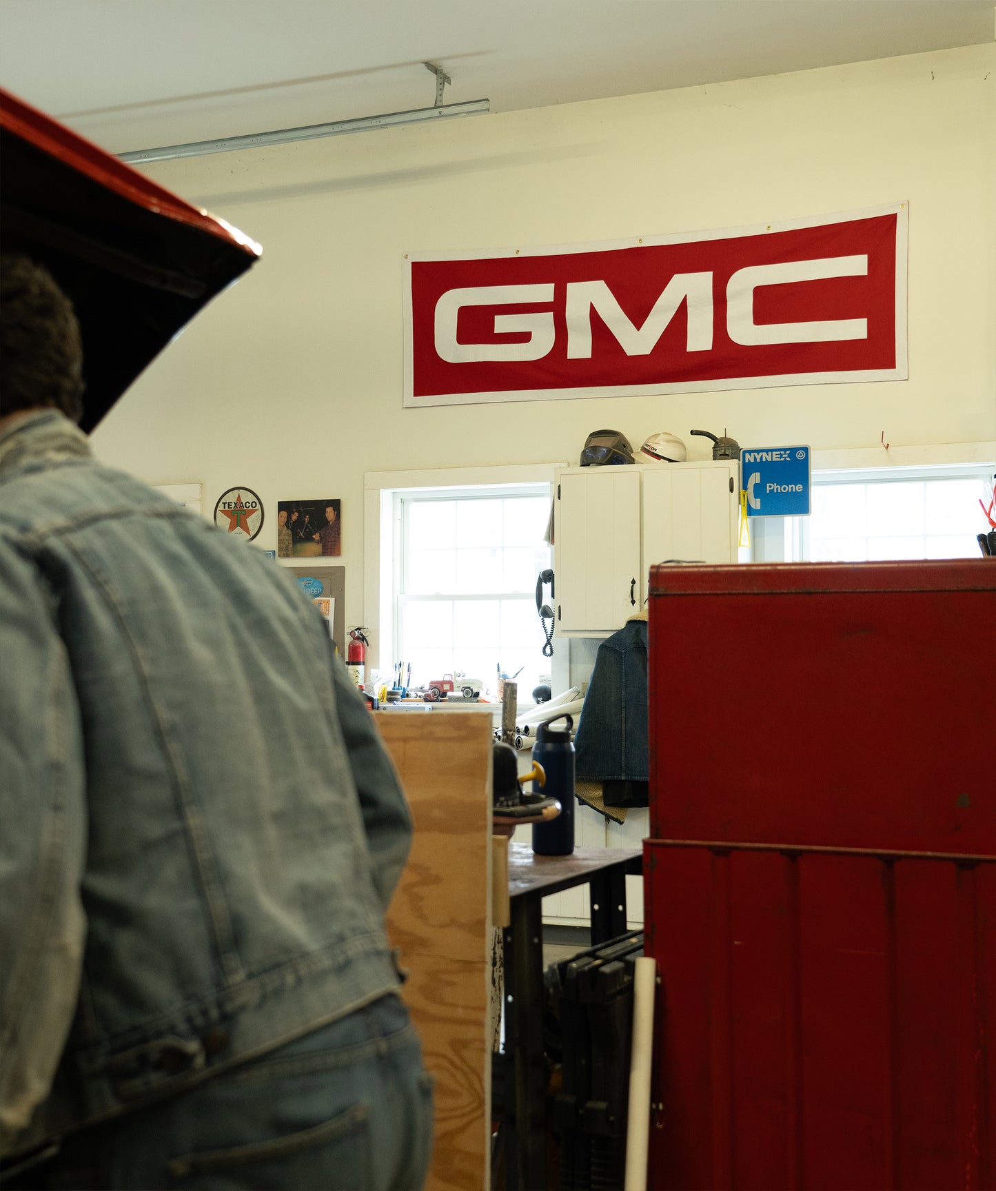 GMC Championship Banner • General Motors x Oxford Pennant