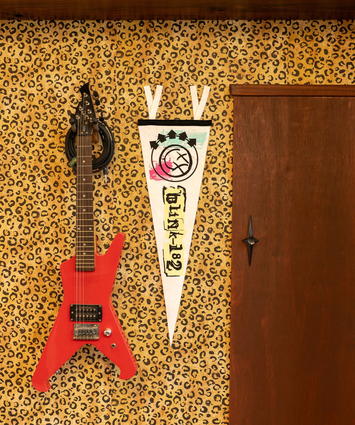 blink-182 Smiley Pennant • blink-182 x Oxford Pennant