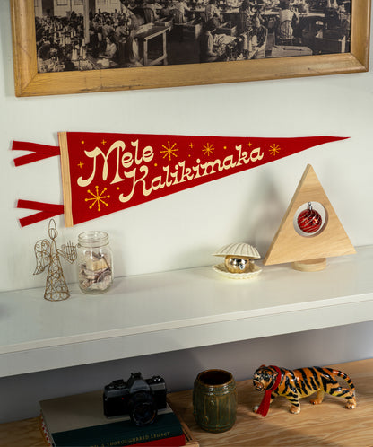 Mele Kalikimaka Pennant