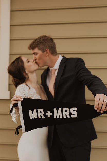 Mr + Mrs Wedding Pennant
